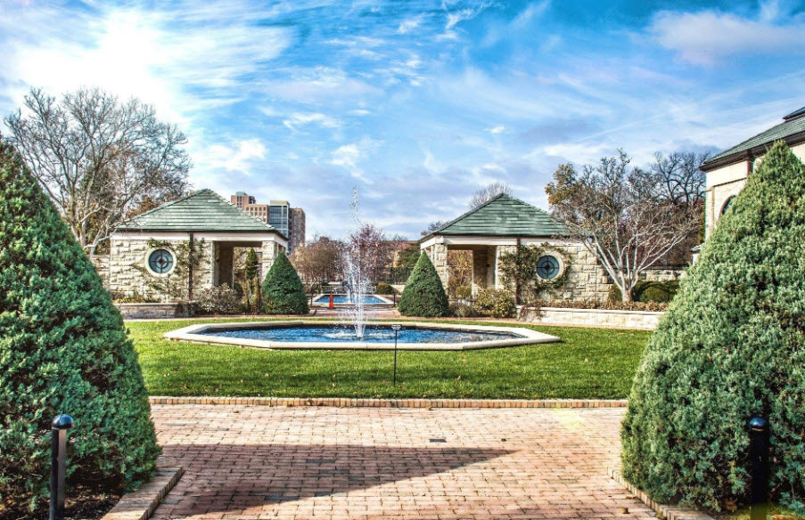 Ewing and Muriel Kauffman Memorial Garden, United States